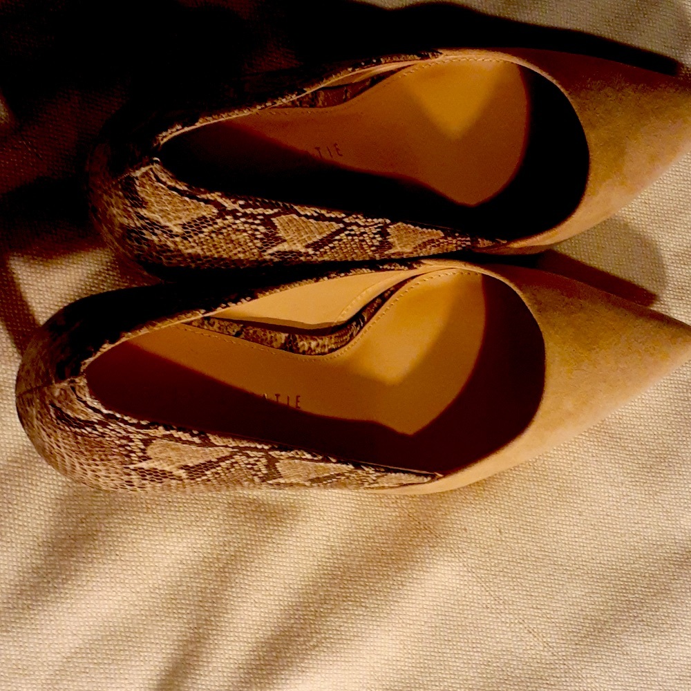 Ladies heels.